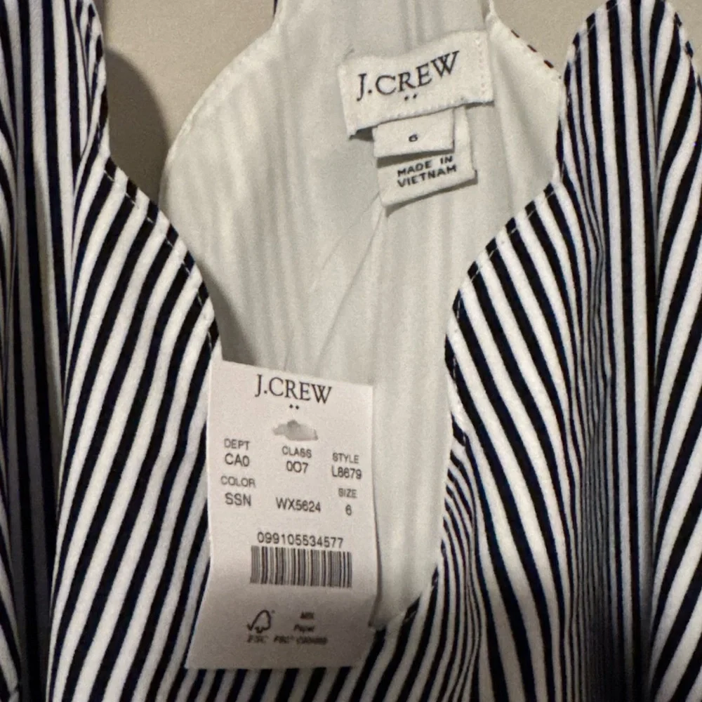 NWT J. Crew Navy & White Striped Scalloped Top Camisole - Picture 4 of 13